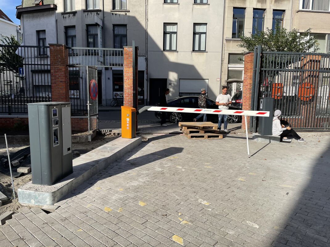 Toegang parking El Chiko